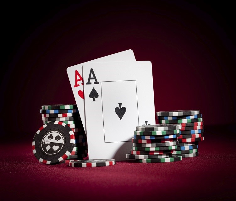 The Excitement of Live Online Casino Gambling